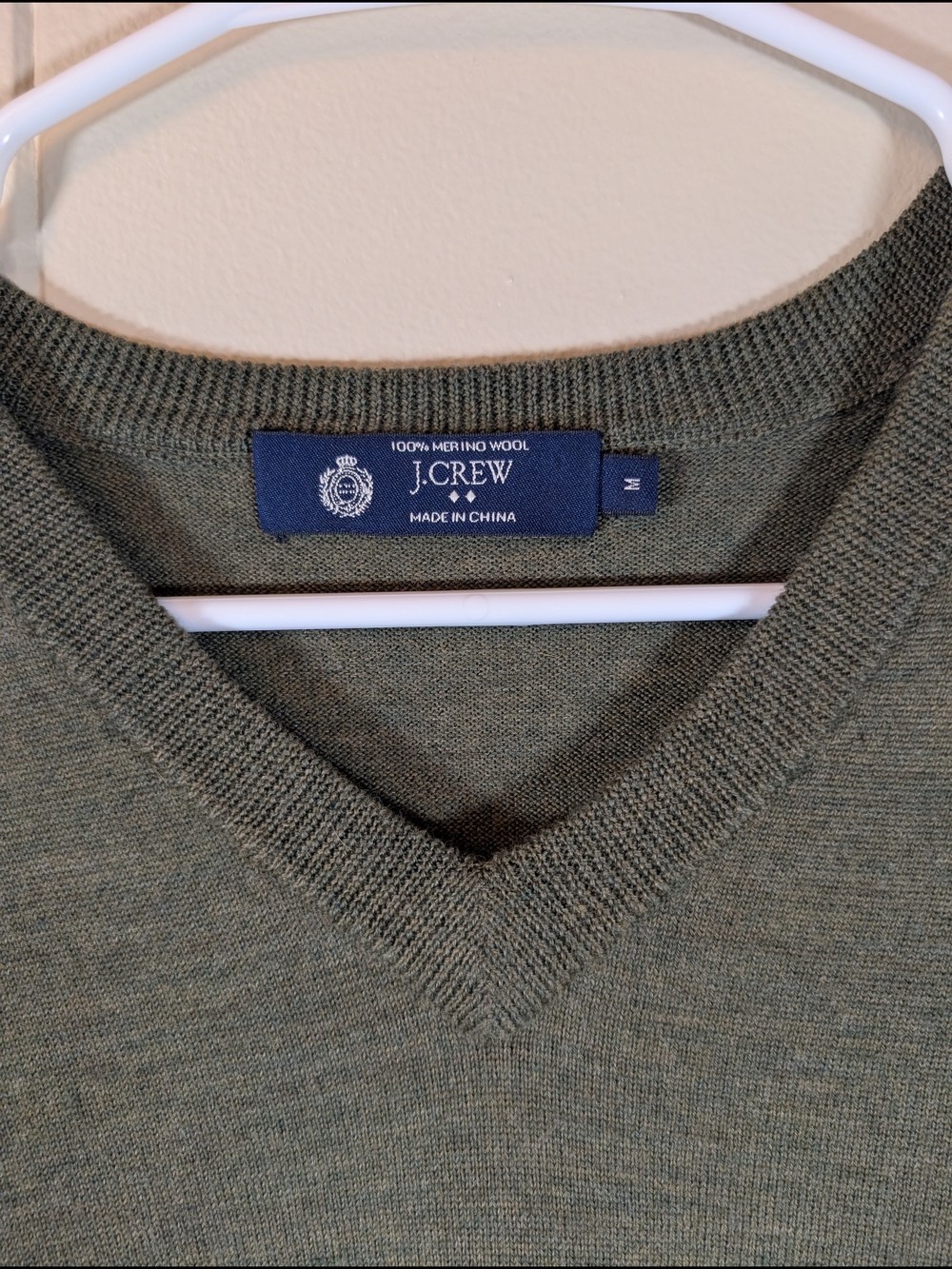 J.Crew Merino Wool Sweater Vest Mens Medium Green V Neck Classic Preppy